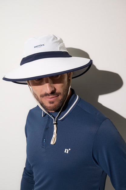 Chapeau anti-UV blanc et bleu pour homme, léger et respirant, parfait pour le golf et les activités en plein air.