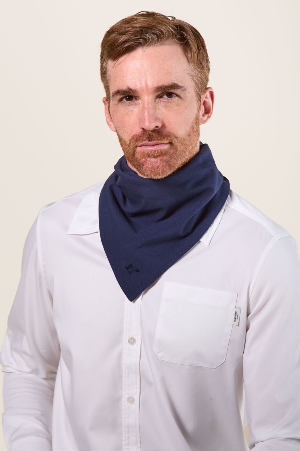 Bandana anti-UV bleu océan pour homme, tissu léger UPF 50+, parfait pour se protéger du soleil.