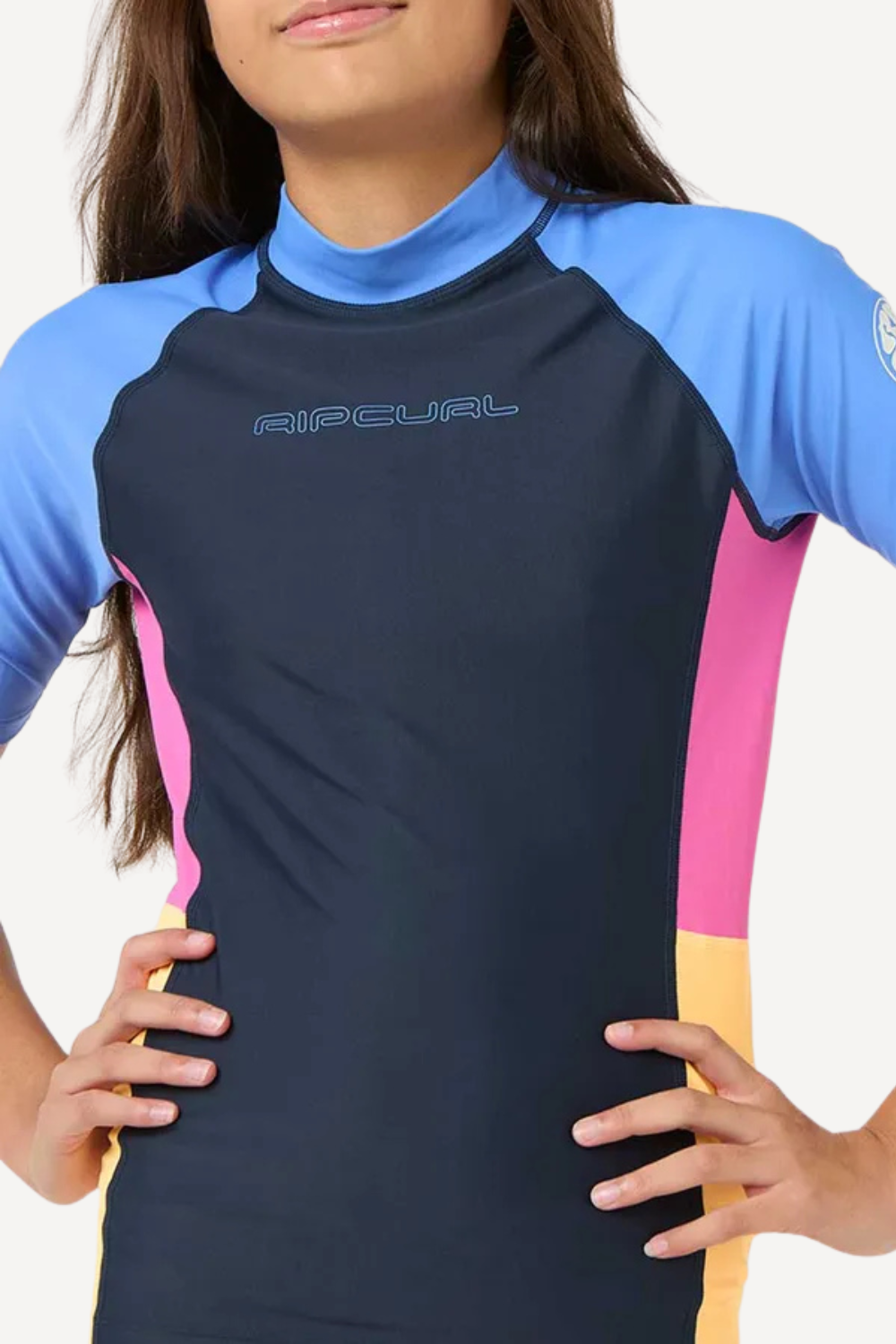 T-shirt de bain anti-UV Rip Curl, coloré, UPF 50+, manches courtes, parfait pour les activités aquatiques.